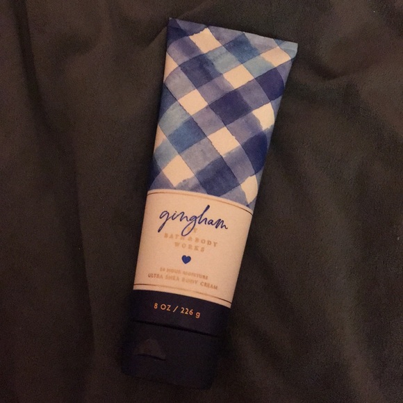 Bath & Body Works Other - Bath & Body Works Gingham 24 hr Shea body cream